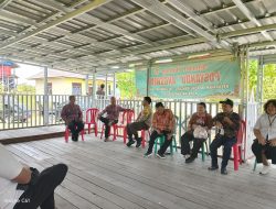 Polsek Sabangau Melaksanakan Pembinaan dan Penilaian Kampung Keluarga Berkualitas di Bereng Bengkel
