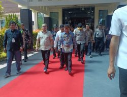 Polresta Palangka Raya Kawal Keberangkatan Menko Bidang Pangan RI dari Bandara Tjilik Riwut