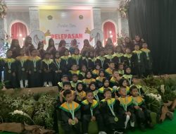 Polsek Pahandut Hadiri Pentas Seni dan Pelepasan Peserta Didik TAAM/RA Hidayatul Insan