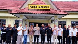Kapolres Lamandau Hadiri Ramah Tamah Kunjungan Dansat Brimob ke Rumah Jabatan Bupati Lamandau