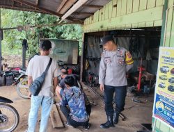 Piket Polsek Delang melaksanakan Silaturahmi ke warga masyarakat
