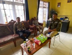 Bhabinkamtibmas Silaturahmi ke Kantor Desa Binaan