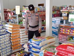 Piket Polsek Patroli kepertokoan diwilkum Polsek Sematu Jaya