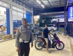 Piket Polsek Patroli kepertokoan diwilkum Polsek Sematu Jaya