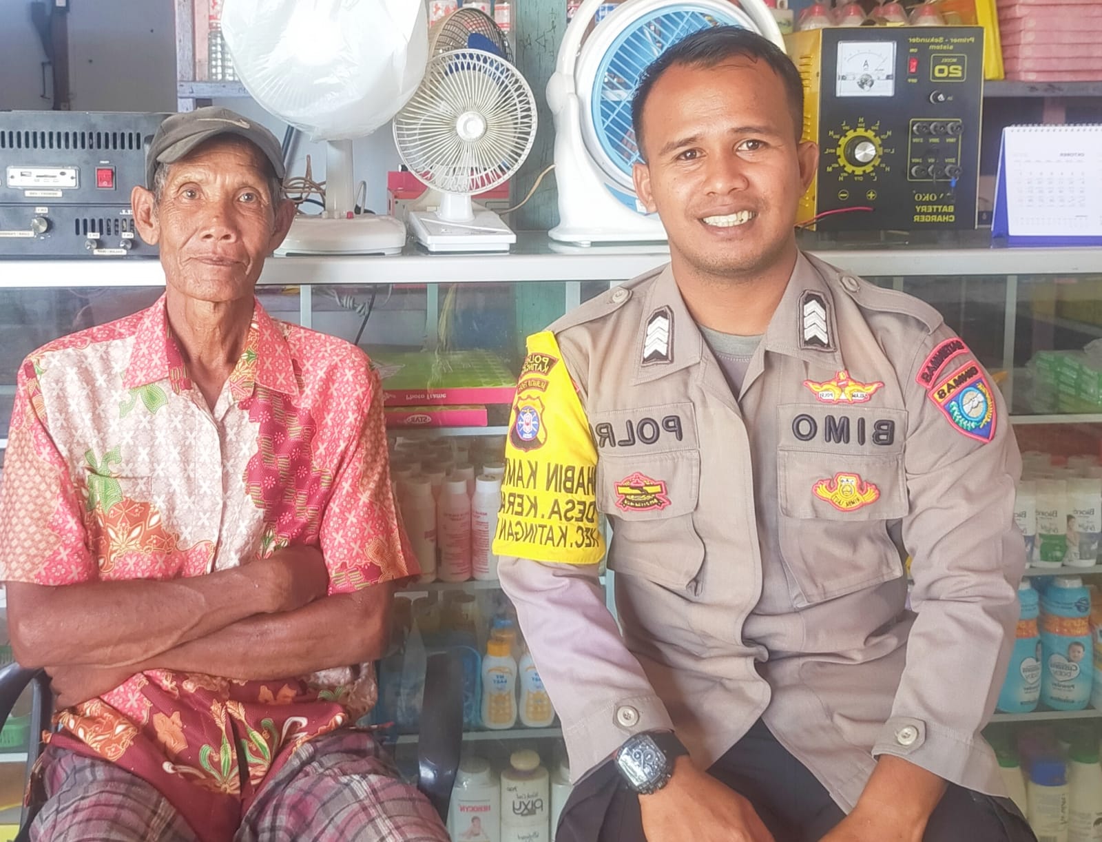 Bhabinkamtibmas Polsek Katingan Kuala Melaksanakan Sambang Kamtibmas Ke Warga Desa Binaannya