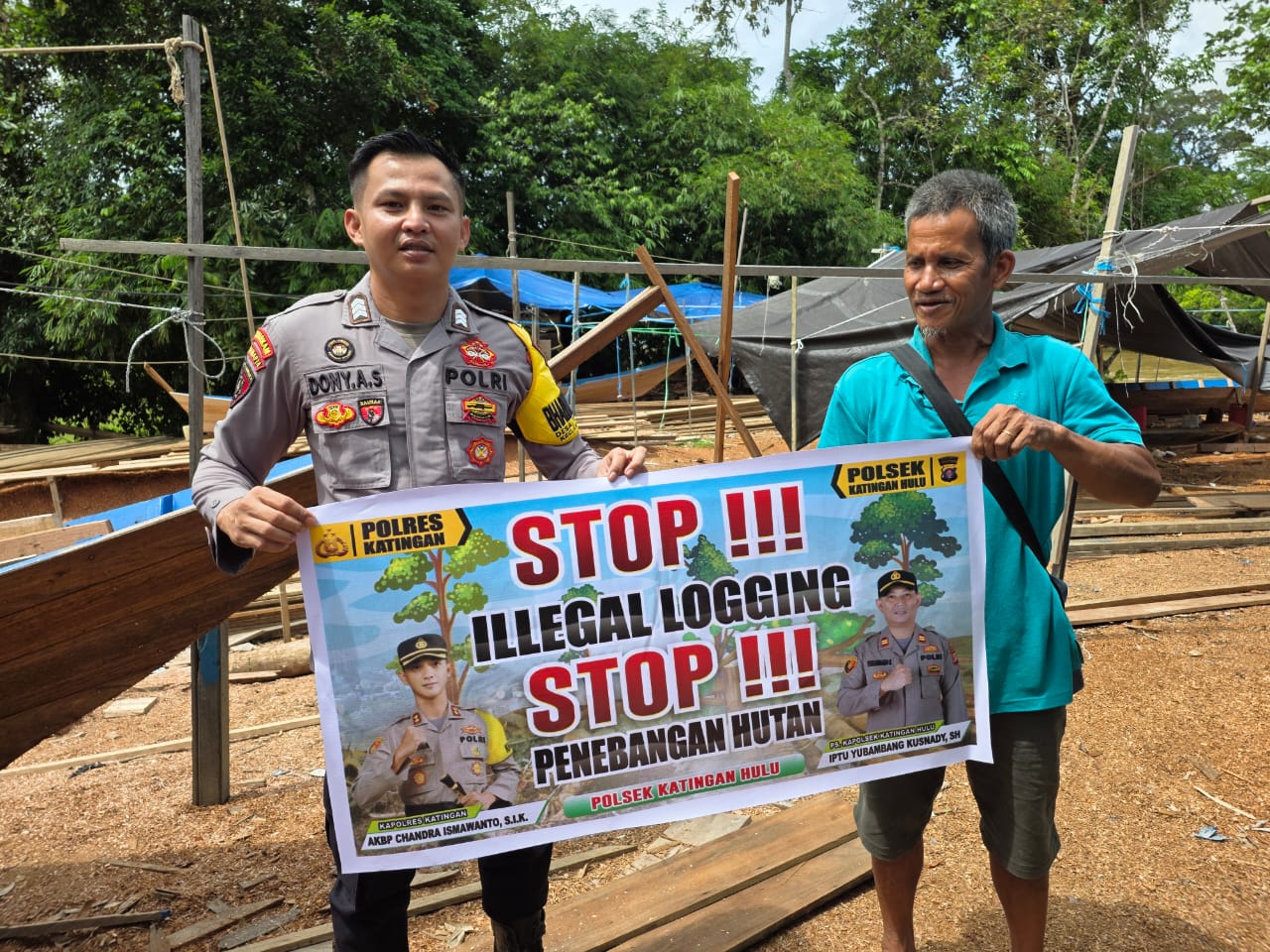 Upaya Pencegahan Penebangan Hutan secara Liar (Ilegal Logging), Bhabinkamtibmas sosialisasi kepada masyarakat.