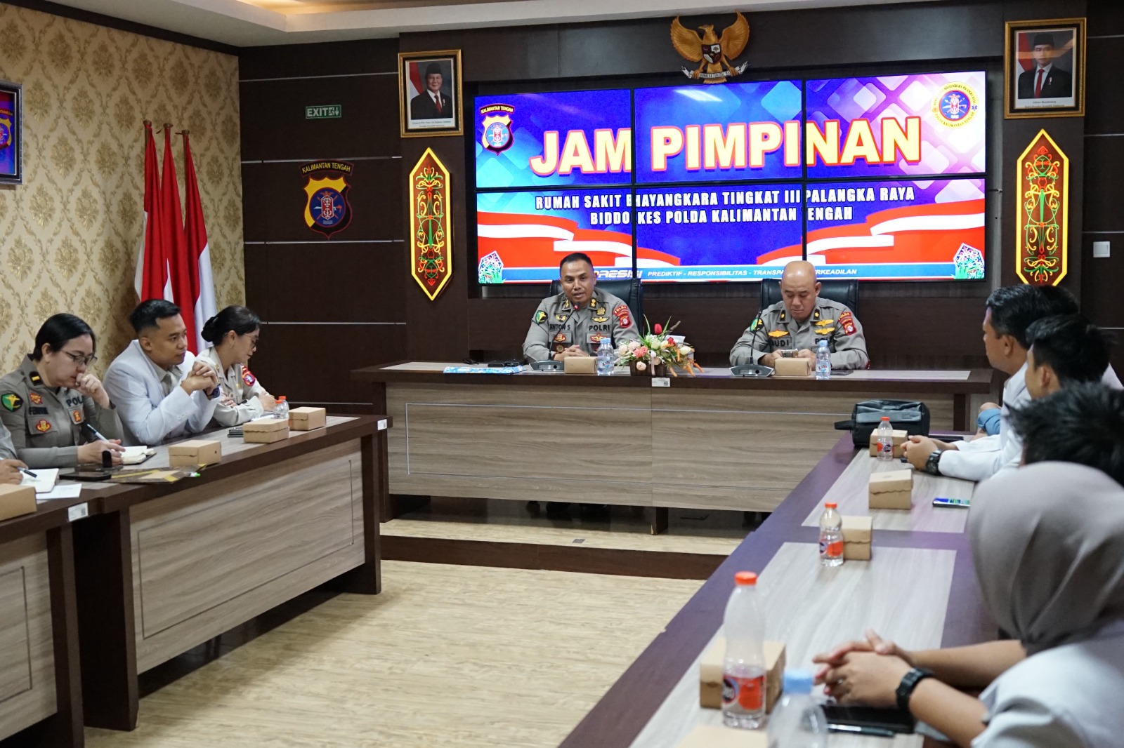 Jam Pimpinan Bersama Dokter, Karumkit Bhayangkara Tekankan Profesionalisme Dan Mutu Pelayanan