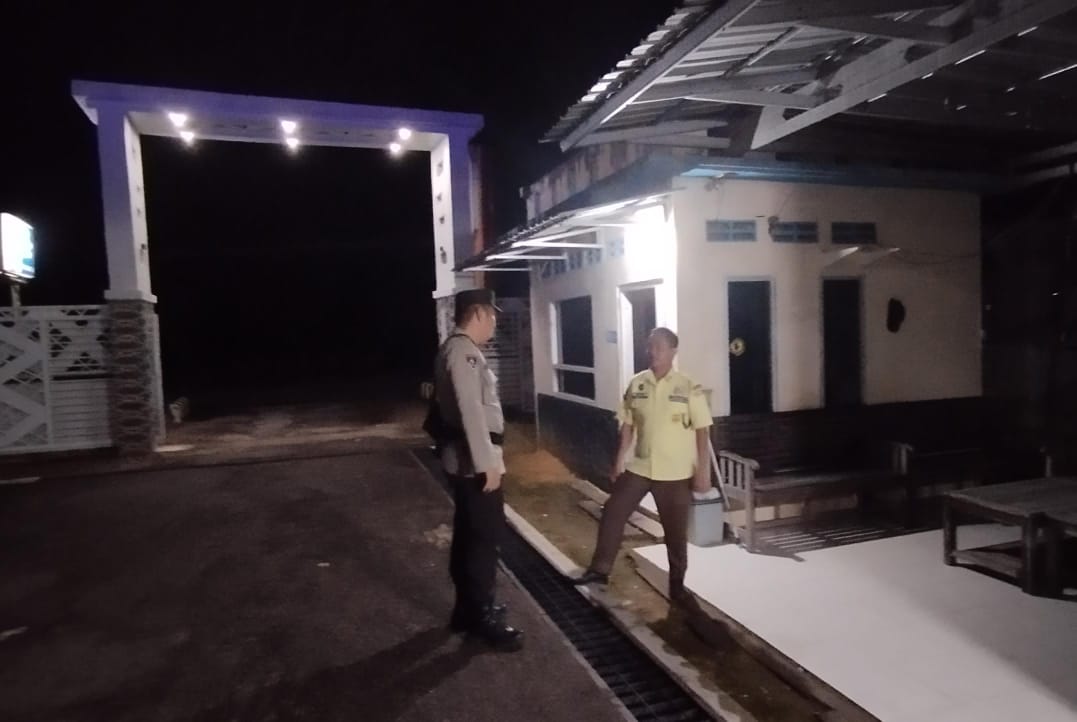 Polsek Bulik Patroli Sambangi Satpam Bank Kalteng