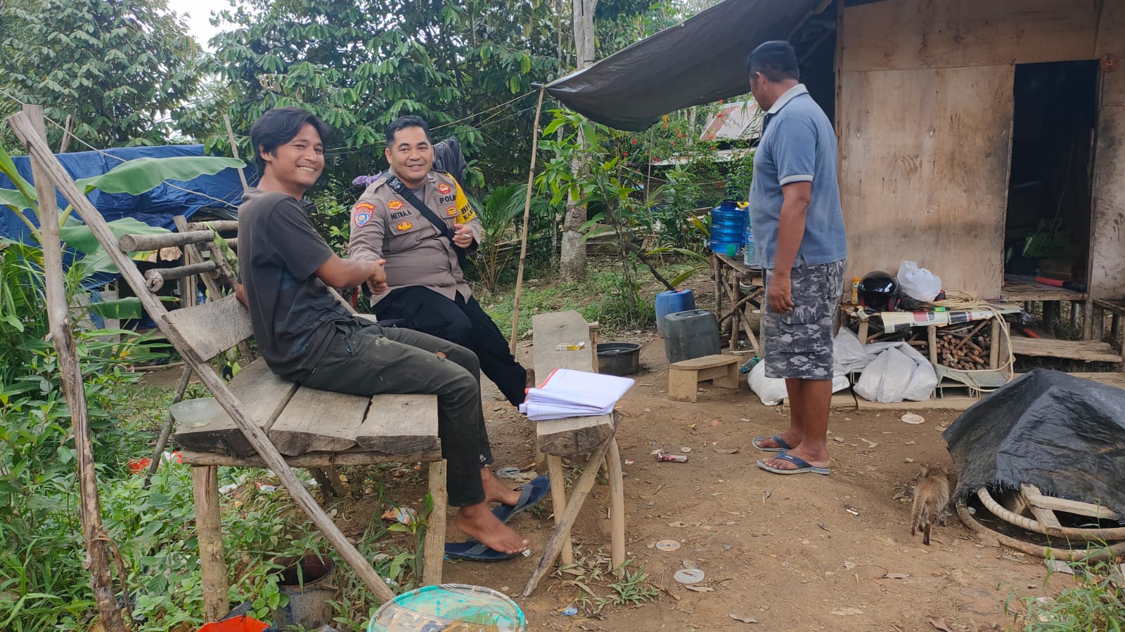 Sampaikan Pola Hidup Sehat Kepada Warga, Polsek Teweh Tengah Sosialisasikan Germas ke Masyarakat