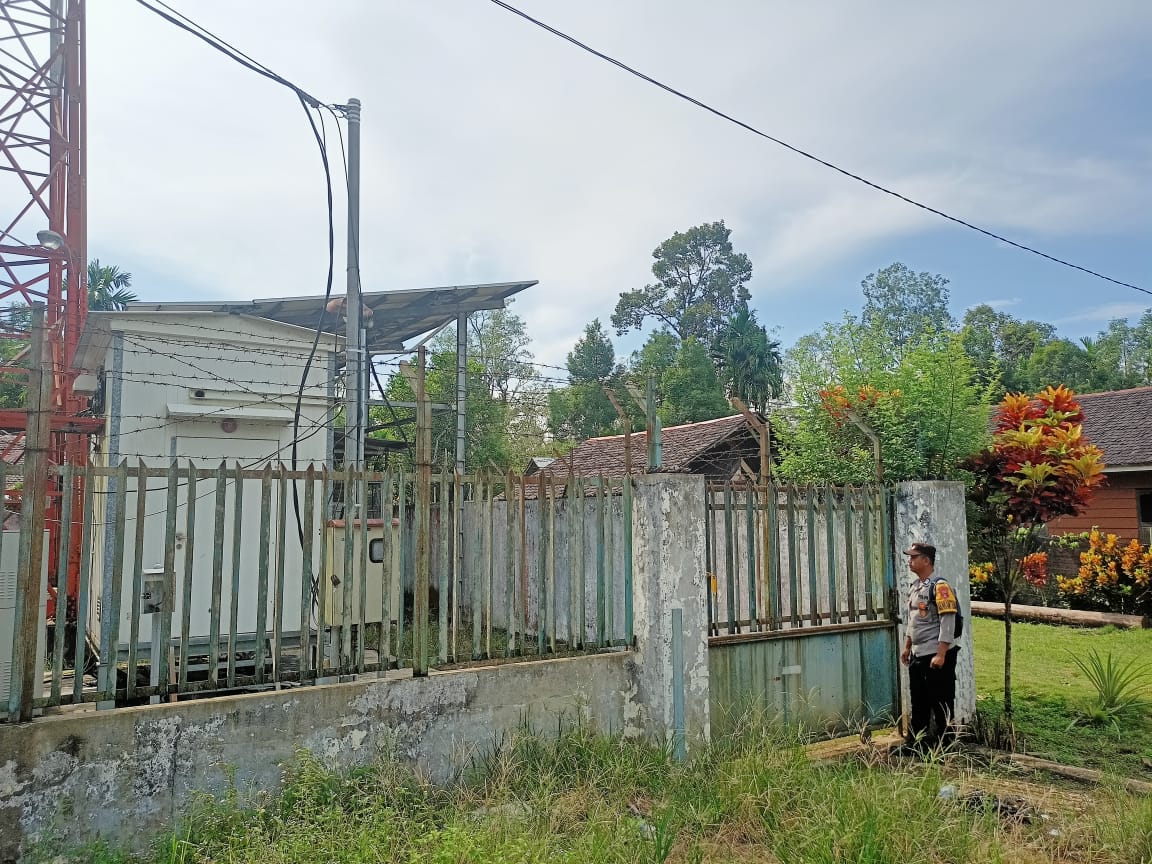 Kegiatan Patroli Dialogis Rutin dilaksanakan oleh Personil Polsek Sanaman Mantikei