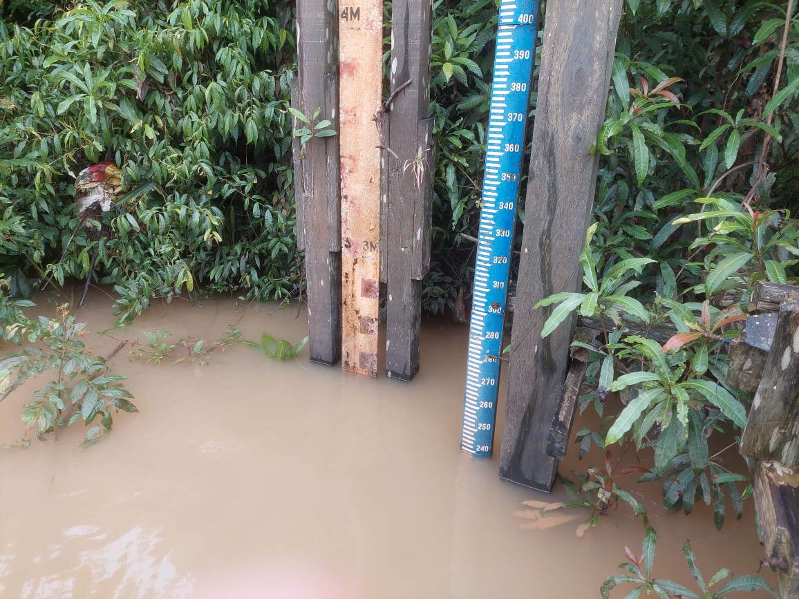 Piket Polsek Cek Debit Air Sungai Lamandau