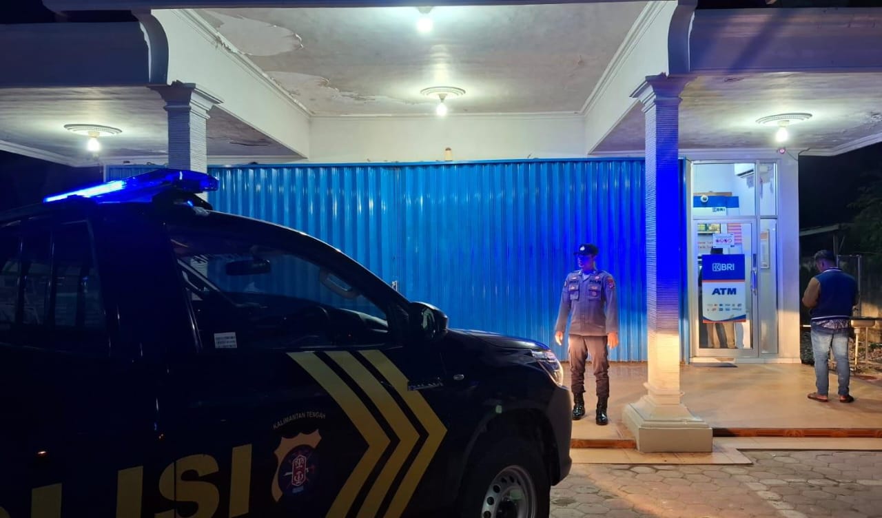 Piket Polsek Patroli dimalam hari ke Perbankan Atm
