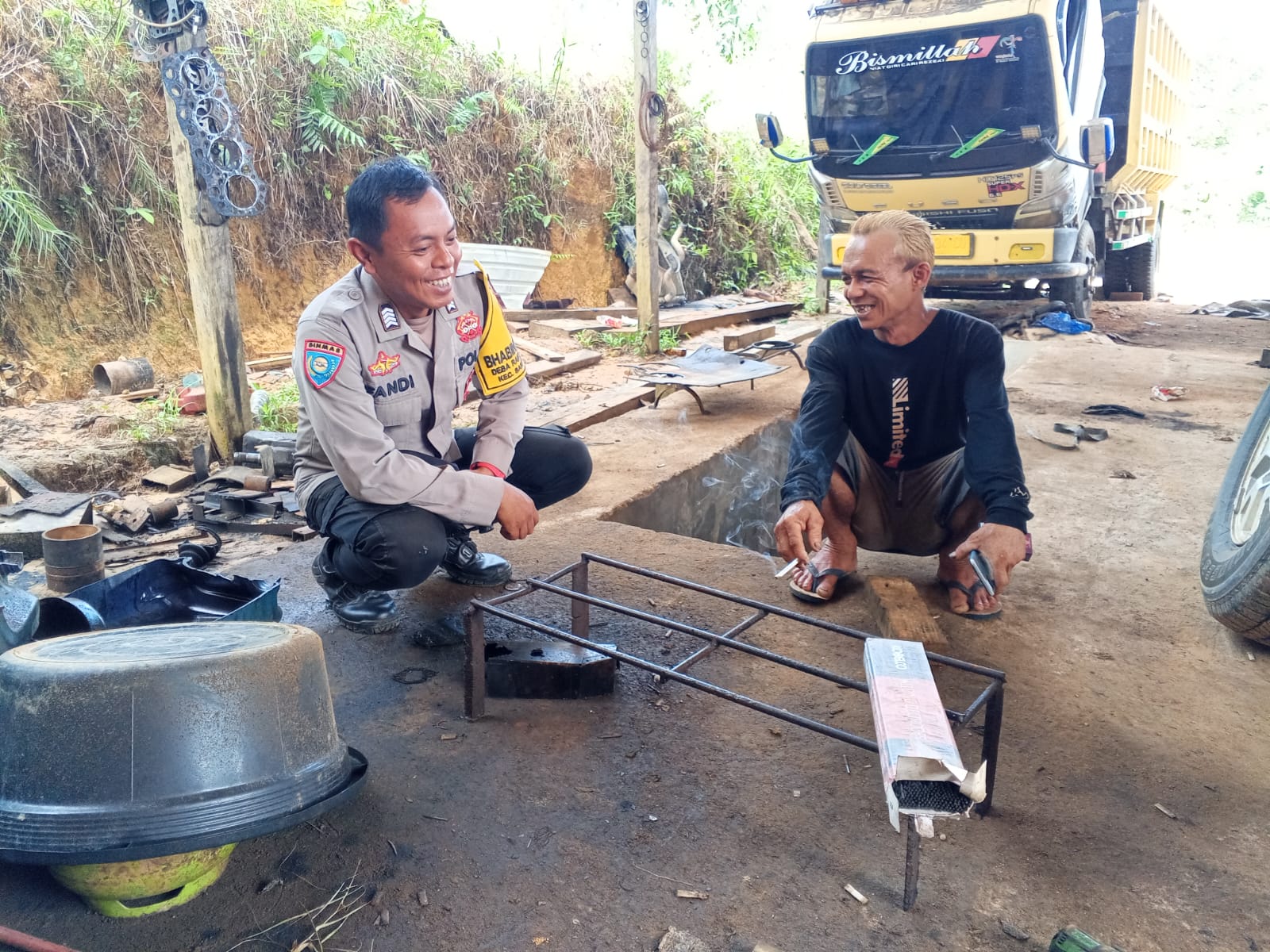 . Bhabinkamtibmas Rantau Bangkiang Ajak Warga Wujudkan Kamtibmas Kondusif