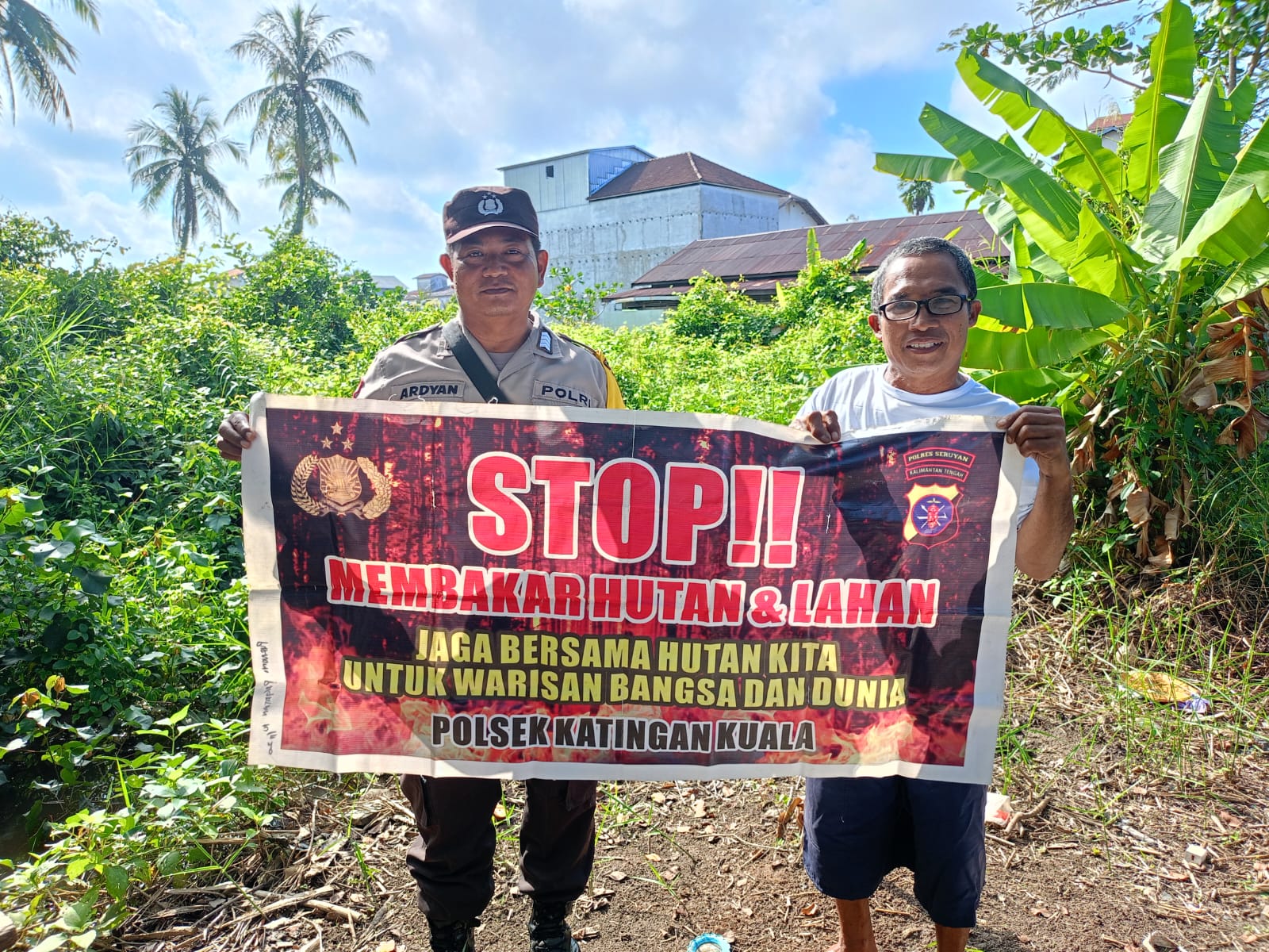 Cegah Kebakaran Hutan Dan Lahan, Bhabinkamtibmas Gencar Sosialisasi Ke Masyarakat