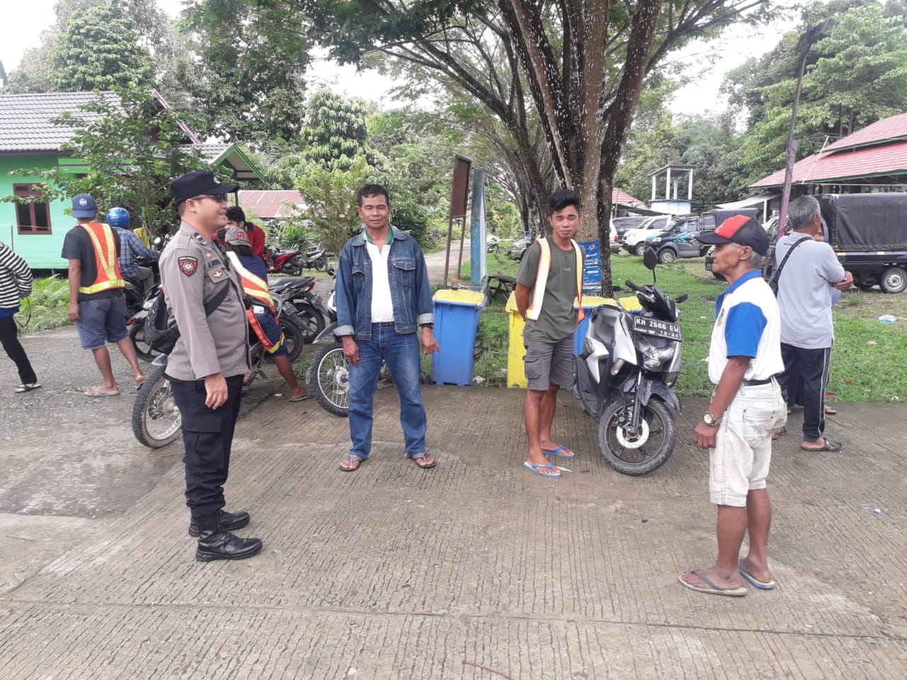 Sampaikan Pola Hidup Sehat Kepada Warga, Polsek Teweh Tengah Sosialisasikan Germas ke Masyarakat