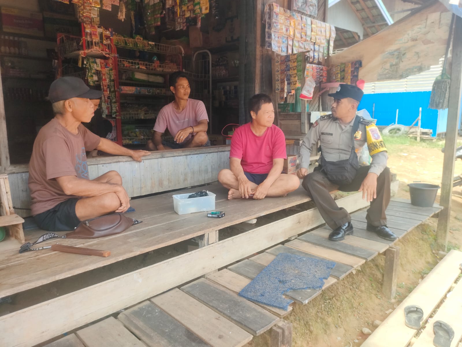 Cooling System Sambang dan Sosialisasi yang dilaksanakan Bhabinkamtibmas untuk Wujudkan Situasi Kondusif.