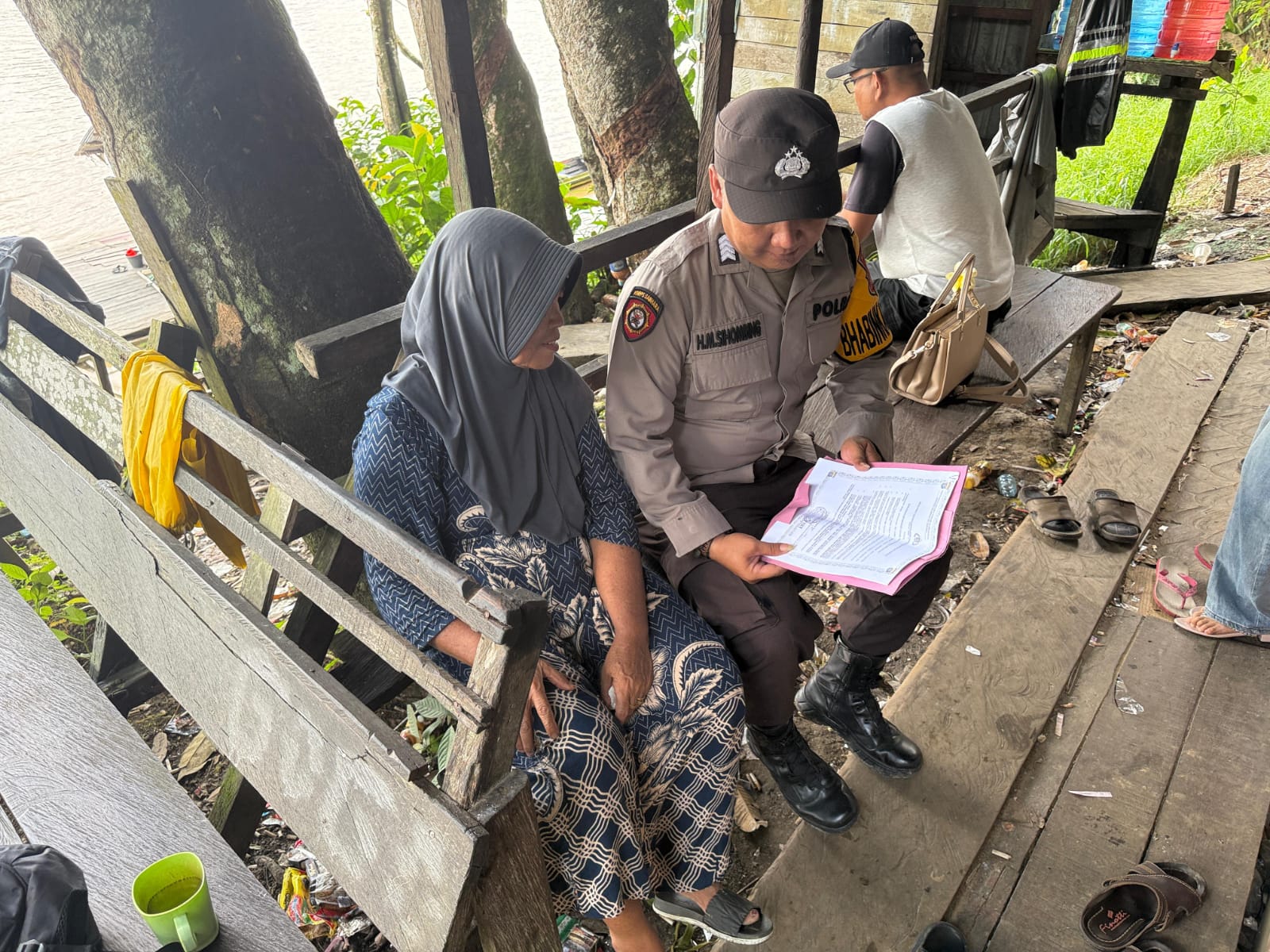 Polsek Montallat Sosialisasikan Maklumat Kapolri kepada Masyarakat