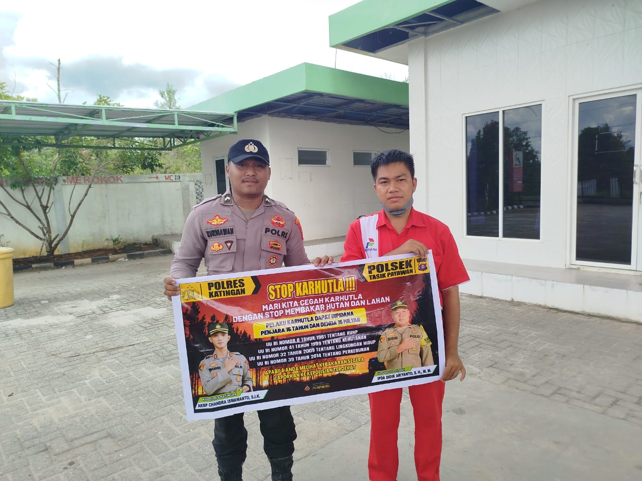 Polsek Tasik Payawan dan Kamipang Sosialisasikan Pencegahan Karhutla kepada Warga