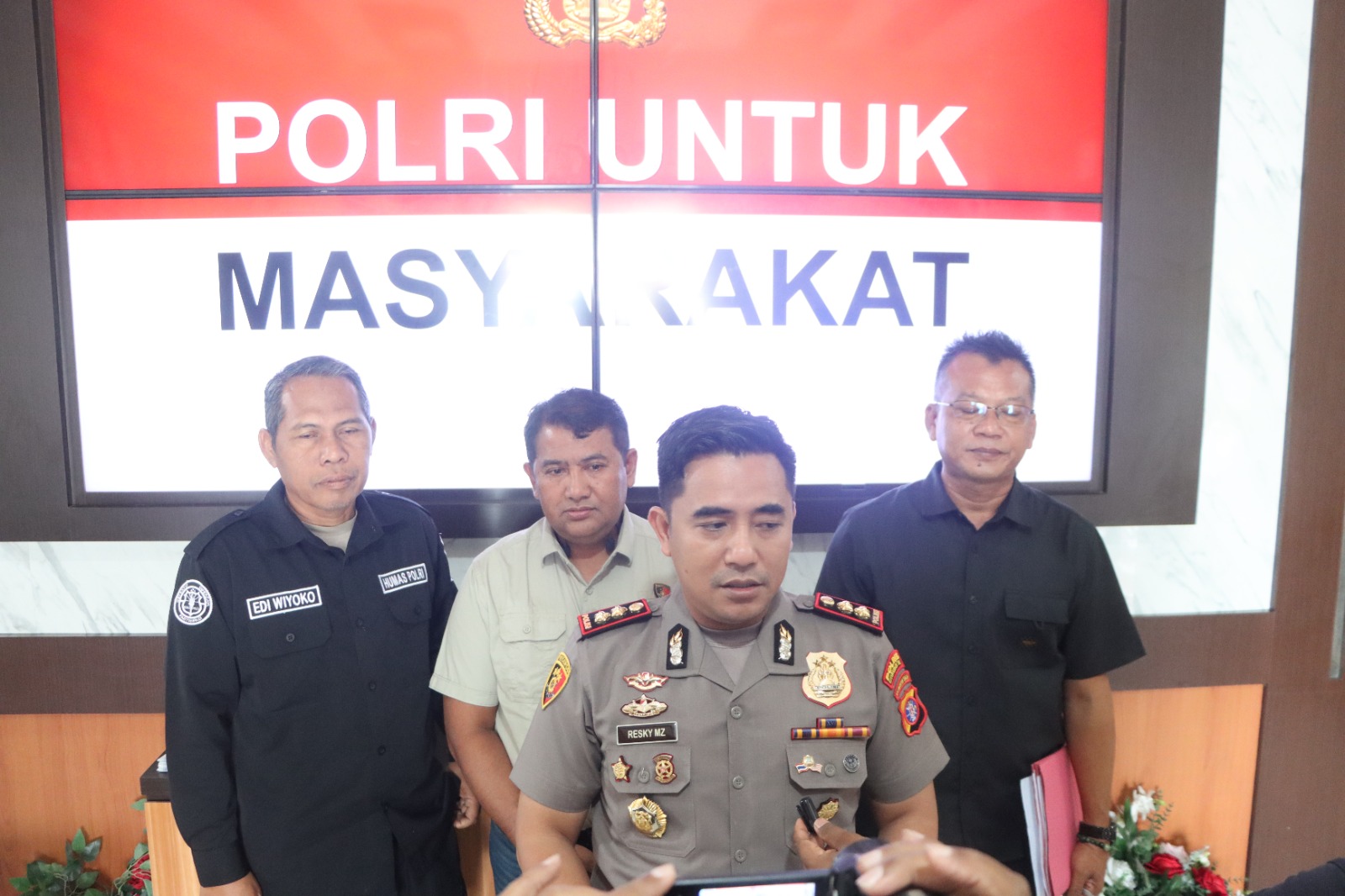 Gagalkan Penyelundupan Kayu Ulin Ilegal! Polres Kotim Amankan 3 Truk dan 3 Tersangka di Telawang