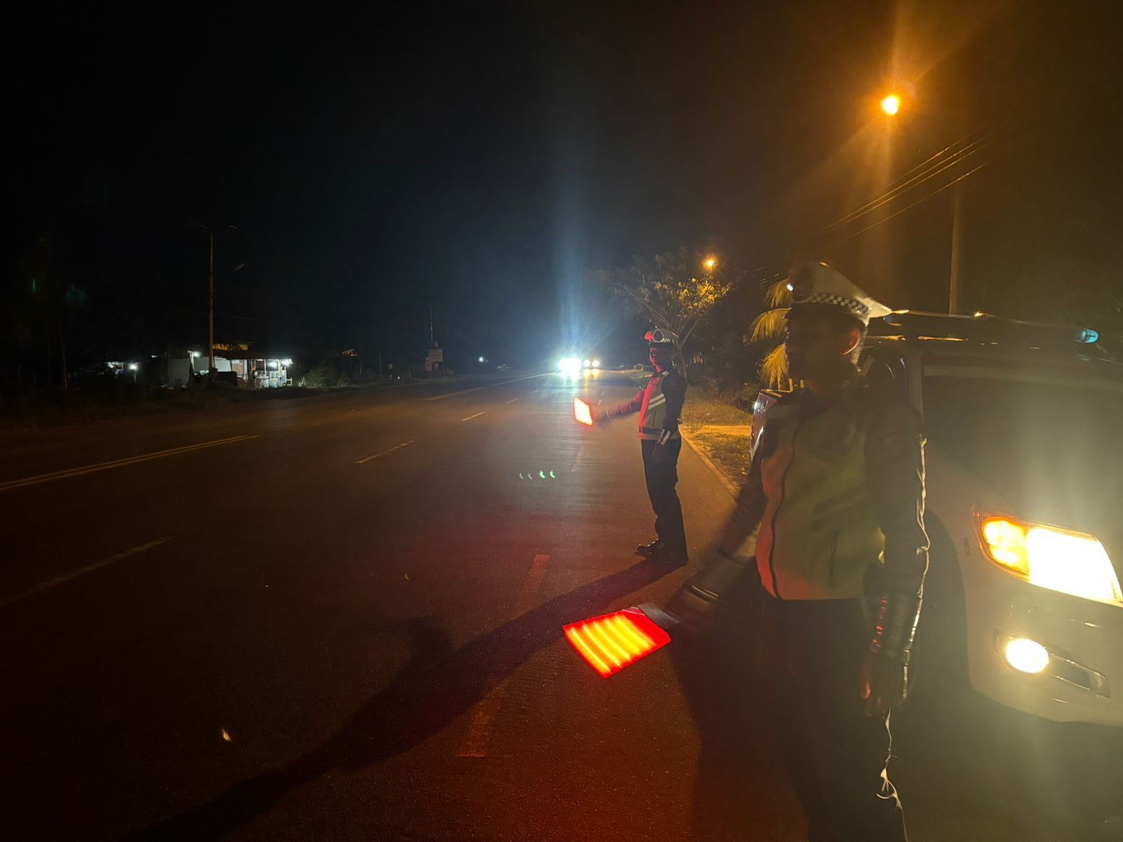 Antisipasi Laka Lantas, Satlantas Polres Katingan laksanakan patroli ke titik-titik lokasi rawan laka lantas.*