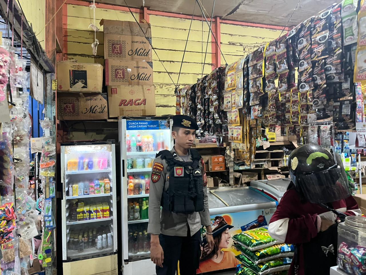 Sat Samapta Polres Lamandau Patroli Malam Hari, Jaga Kamtibmas dan sambang sejumlah Tempat