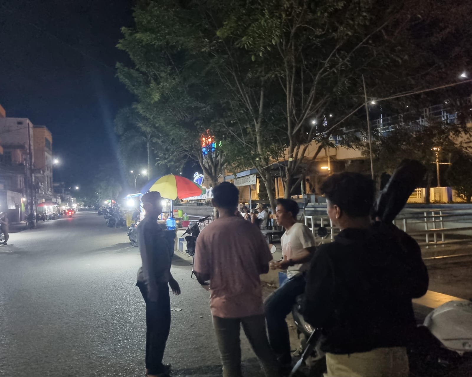 Cegah Terjadinya Premanisme, Polsek Teweh Tengah Himbau Masyarakat Agar Tetap Waspada Beraktivitas Pada Malam Hari