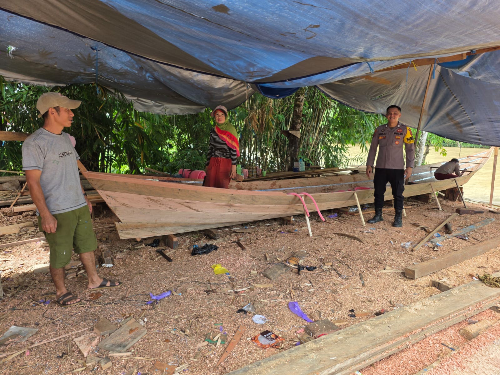 BHABINKAMTIBMAS POLSEK KATINGAN HULU SAMBANGI WARGA.