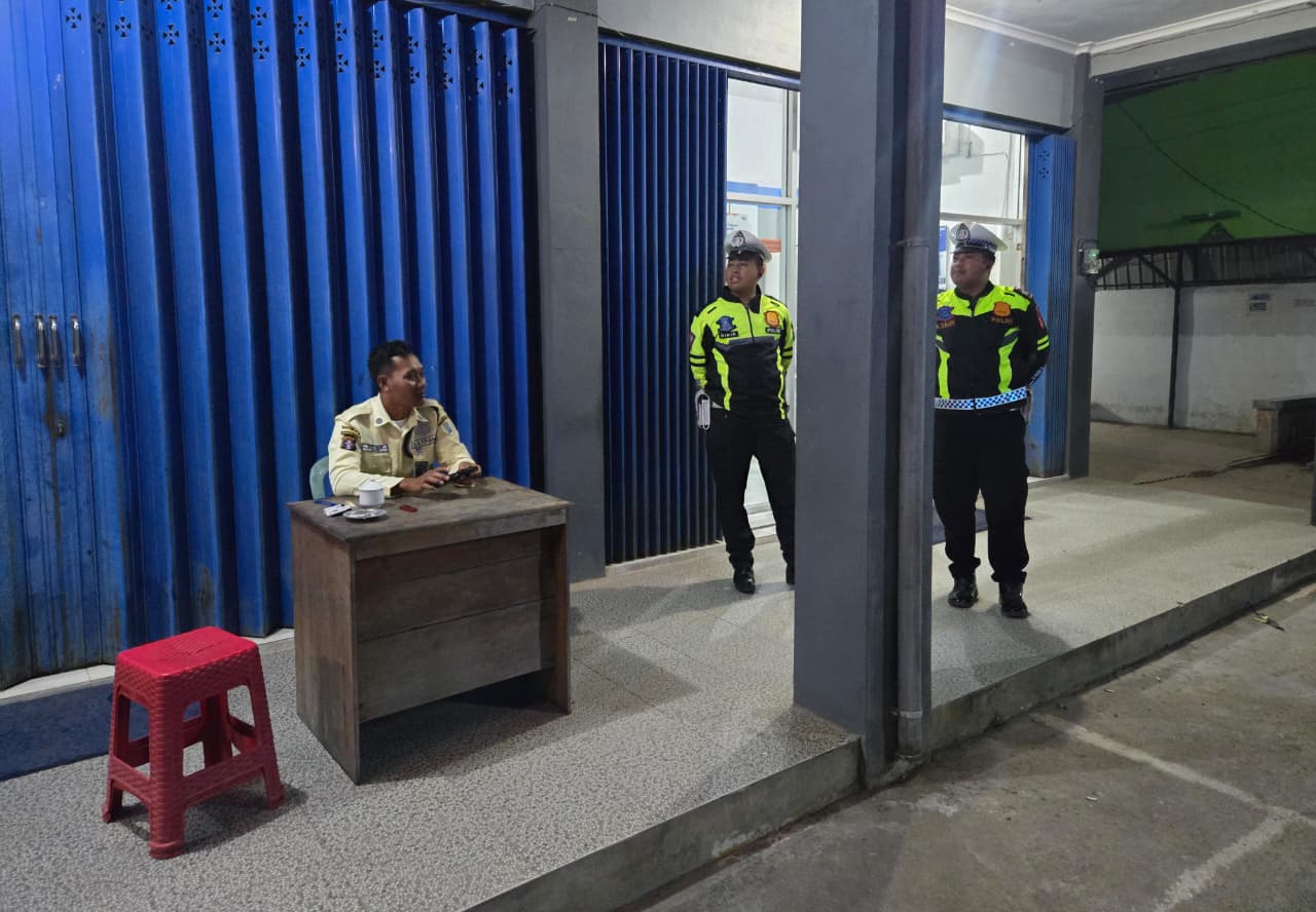 Sat Lantas Polres Lamandau Gelar Patroli Malam di Objek Vital Demi Ciptakan Kamtibmas Kondusif