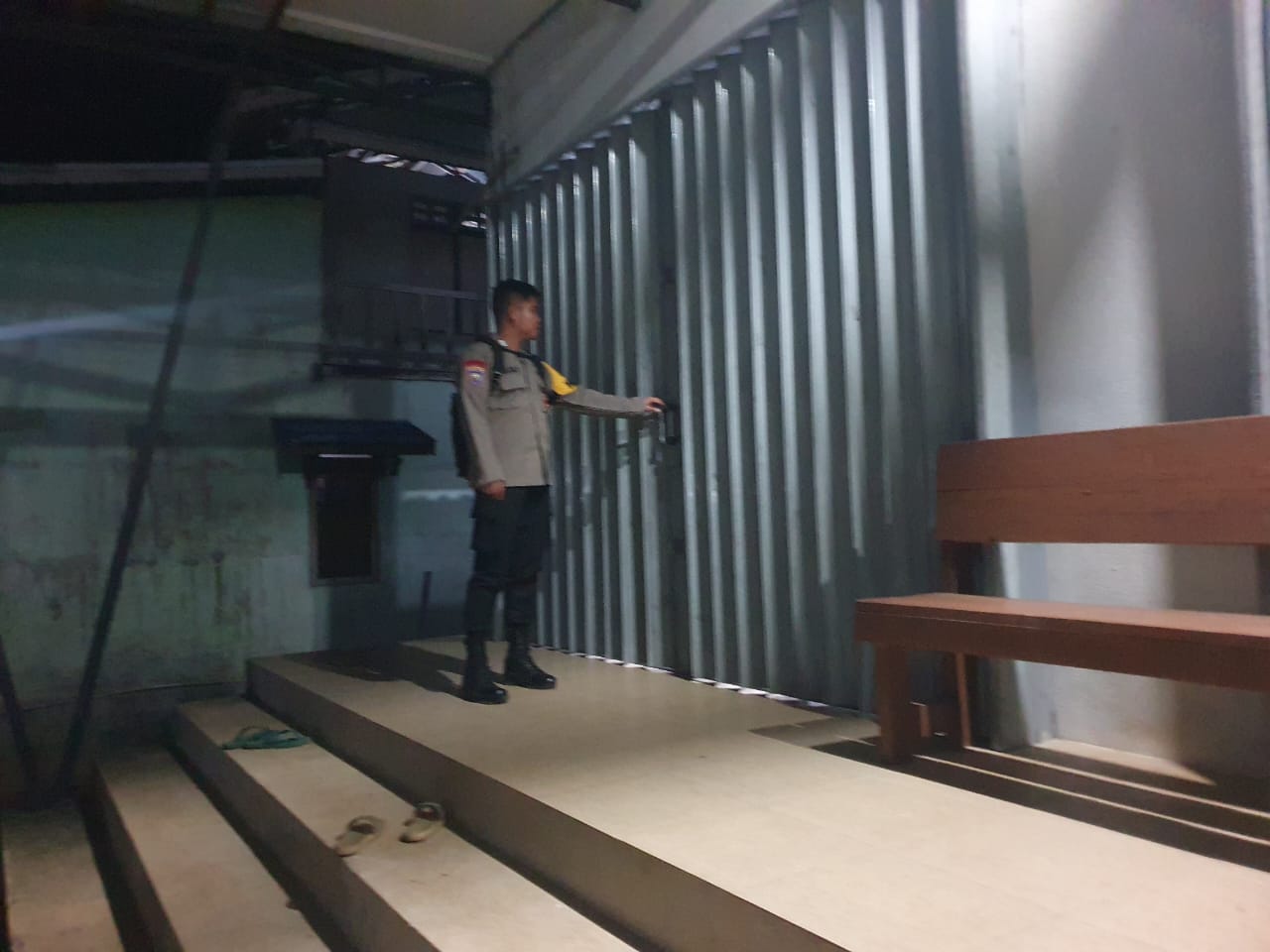 Piket Polsek Patroli kepertokoan diwilkum Polsek Delang