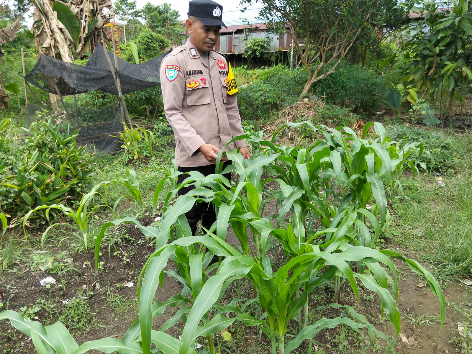Dukung Asta Cita Personil Piket Polsek Marikit Cek Lokasi Pemanfaatan Lahan dan Pekarangan Warga di Kec. Marikit, Kab. Katingan
