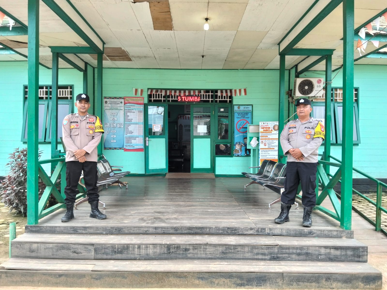 Kegiatan Patroli Dialogis Rutin dilaksanakan oleh Personil Polsek Sanaman Mantikei