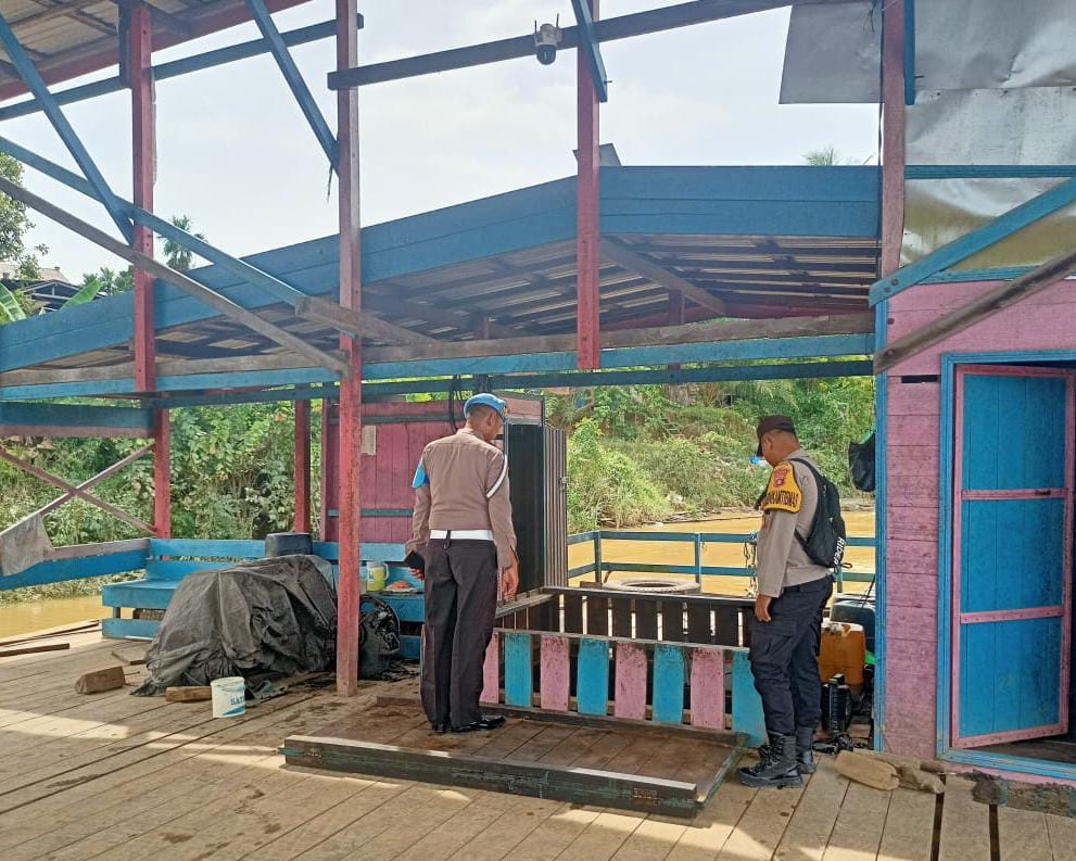 Kegiatan Patroli Dialogis Rutin dilaksanakan oleh Personil Polsek Sanaman Mantikei