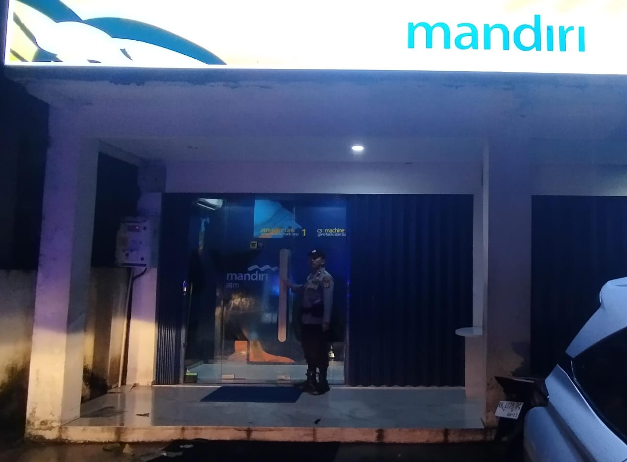 Polsek Bulik Patroli Obyek Vital dan Bank wilkum Polsek Bulik