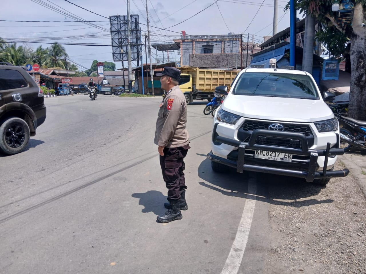 Dalam Rangka Menjaga Situasi Kamtibmas yang Kondusif, Polsek Teweh Tengah Laksanakan Patroli