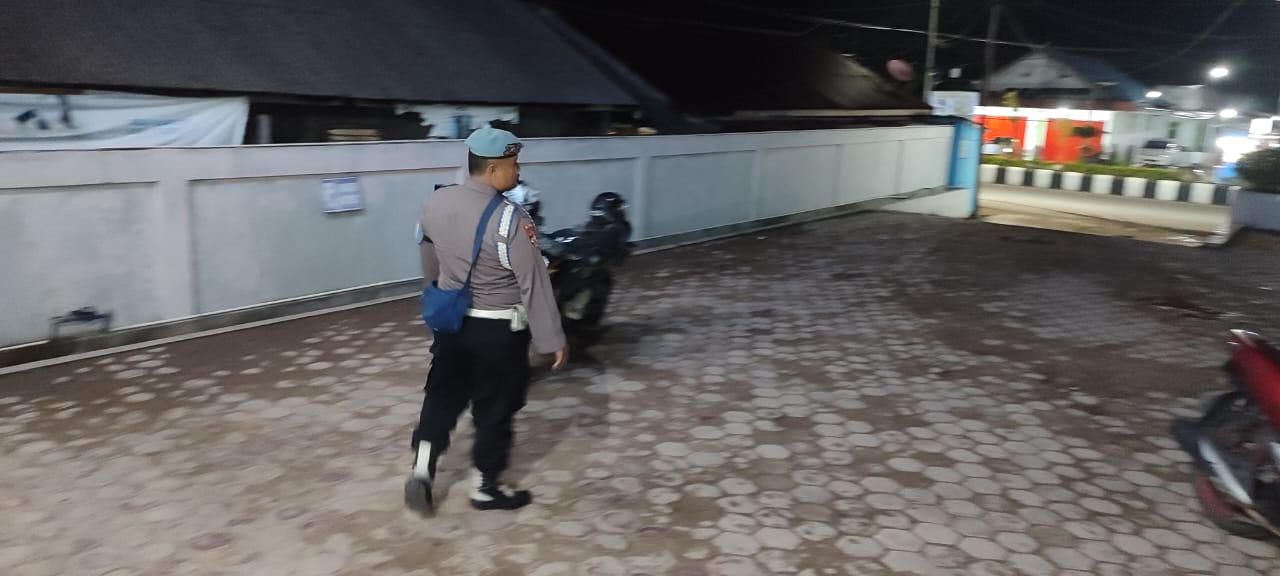 Personel Polsek melaksanakan Patroli di Wilkum Polsek Bulik