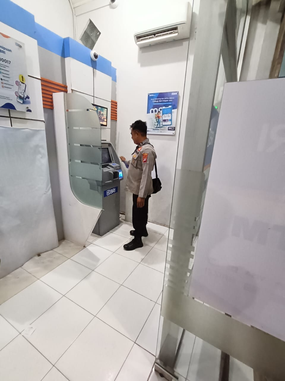 Piket Malam Polsek Bulik Patroli ke Perbankan (ATM) diwilkum Polsek Bulik