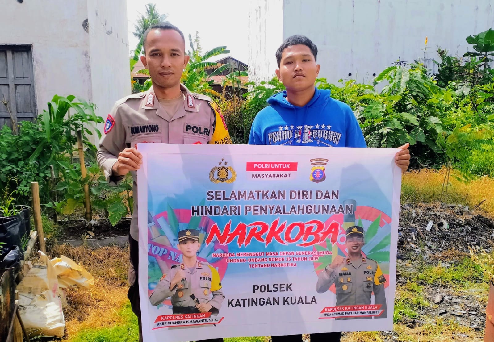 Personil Polsek Katingan Kuala Sosialisasi Tentang Bahaya Narkoba Serta Menghimbau Masyarakat Untuk Tidak Menggunakan dan Menjauhi Narkoba