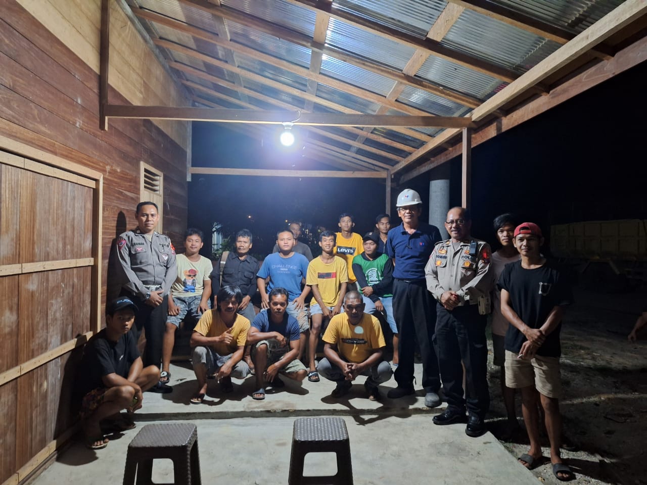 Antisipasi Kenakalan Remaja, Polsek Teweh Tengah Laksanakan Patroli Ke Tempat Rawan dan Berikan Himbauan Kepada Masyarakat