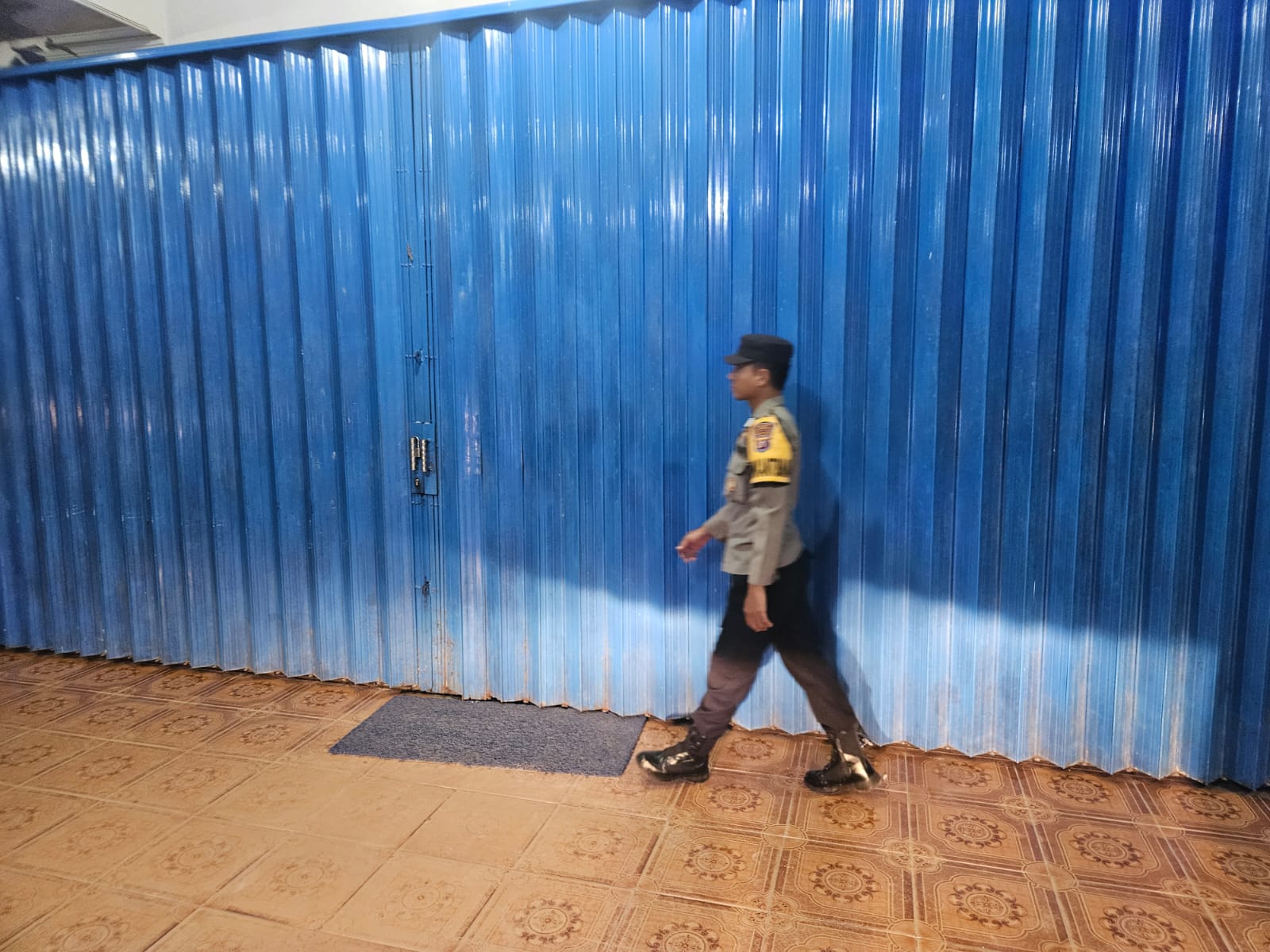 Personil Polsek Sematu Jaya laksanakan Patroli diwilkum Polsek Sematu Jaya