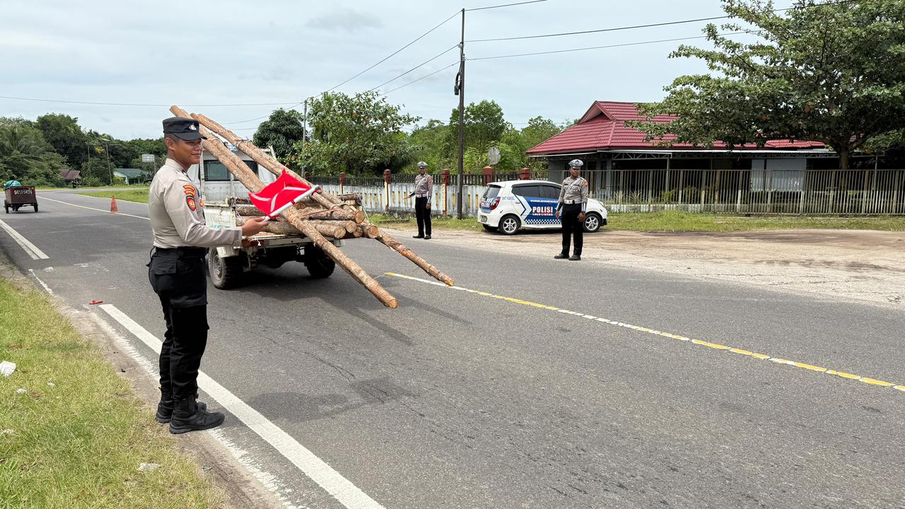 Antisipasi Laka Lantas, Satlantas Polres Katingan laksanakan patroli ke titik-titik lokasi rawan laka lantas.