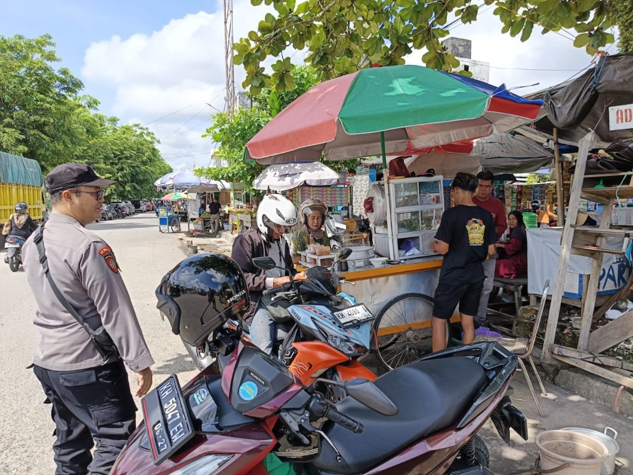 Sampaikan Pola Hidup Sehat Kepada Warga, Polsek Teweh Tengah Sosialisasikan Germas ke Masyarakat