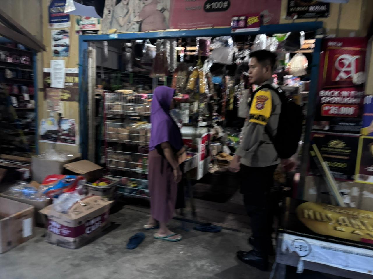 Piket Polsek Patroli kepertokoan diwilkum Polsek Delang