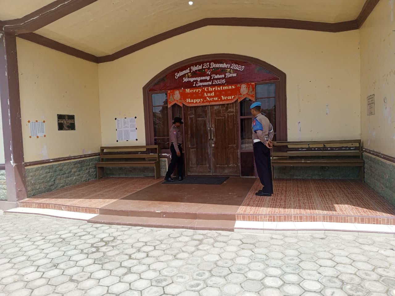 Patroli Dialogis, Polsek Tewang Sangalang Garing dan Pulau Malan Sampaikan Imbauan Kepada Warga.