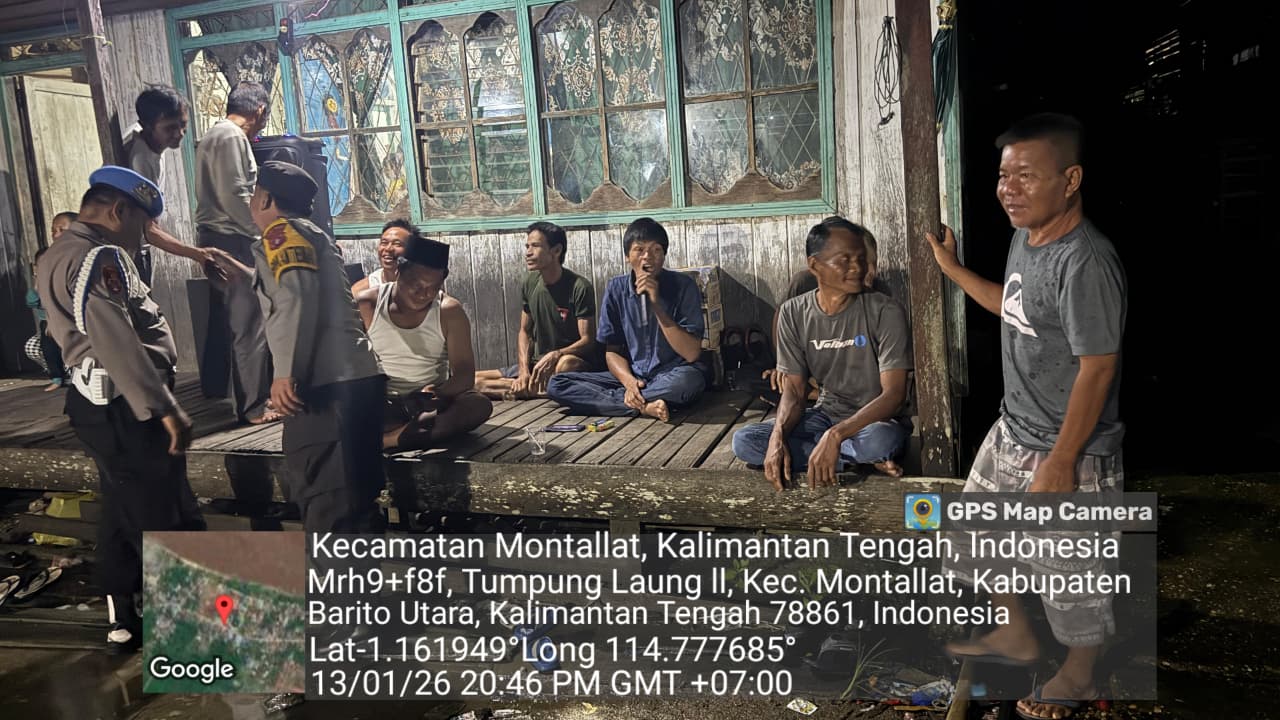 **Polsek Montallat Laksanakan Patroli Malam Untuk Ciptakan Keamanan Dan Ketertiban Masyarakat**