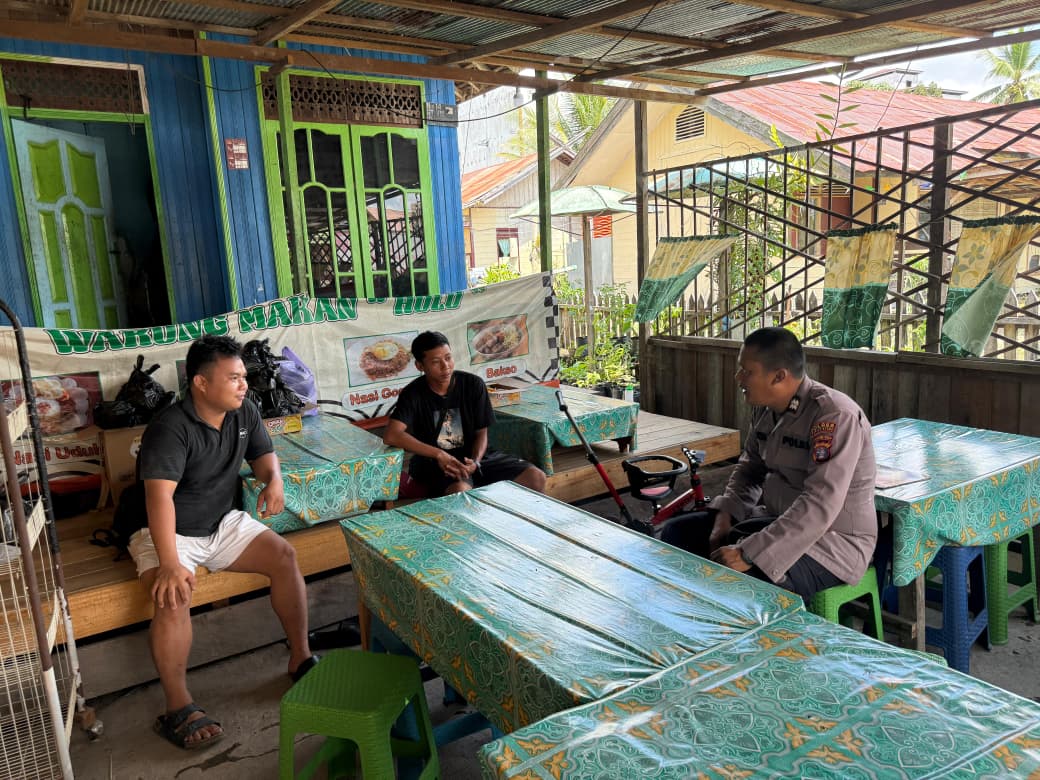 **Polsek Montallat Perkuat Kedekatan Dengan Masyarakat Melalui Sambang DDS**