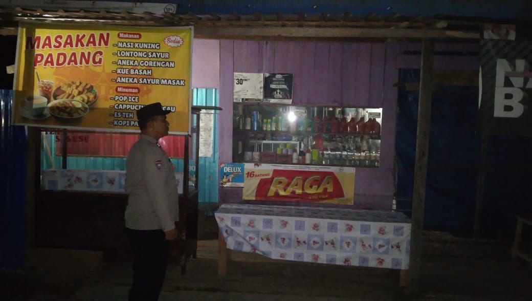 Piket Polsek Delang Silaturahmi Ke Masyarakat