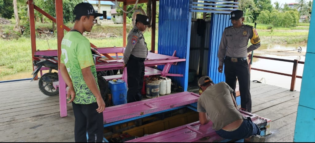 Tingkatkan Sitkamtibmas yang Kondusif ,Polsek Marikit laksanakan Patroli ke Obvit dan pemukiman warga.