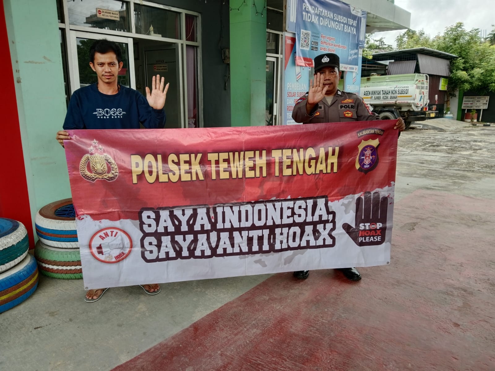 Saring Sebelum Sharing, Polsek Teweh Tengah Himbau Masyarakat Agar Tidak Mudah Percaya Mengenai Berita Hoax