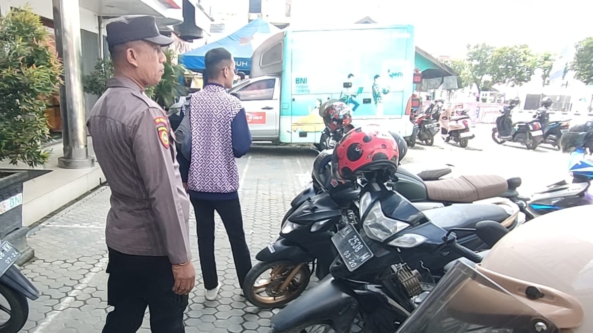 Dalam Rangka Menjaga Situasi Kamtibmas yang Kondusif, Polsek Teweh Tengah Laksanakan Patroli