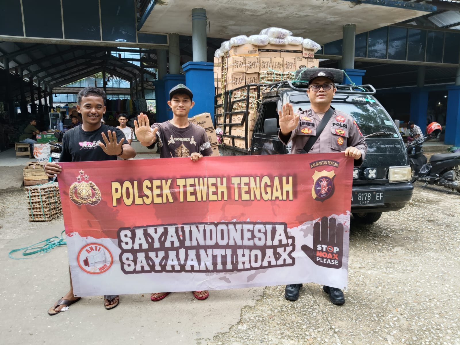 Sapu Bersih Berita Hoax, Polsek Teweh Tengah Sampaikan Stop Hoax Kepada Warga